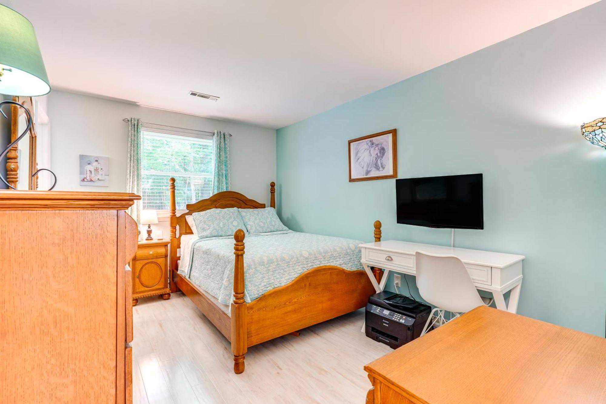 Cozy Goose Creek Escape With Patio And Grill Villa ภายนอก รูปภาพ